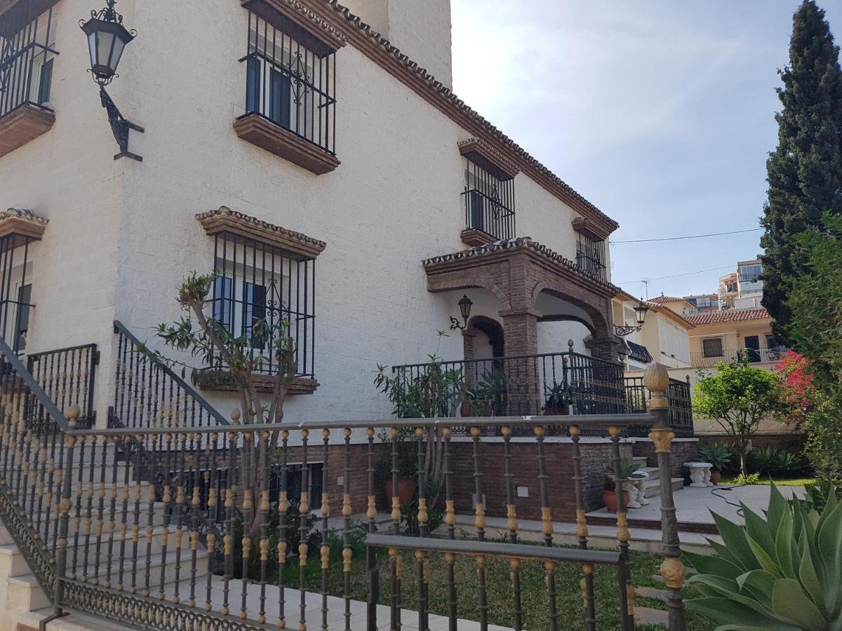 Espectacular Villa Puerto Marina Playa Benalmádena Buitenkant foto